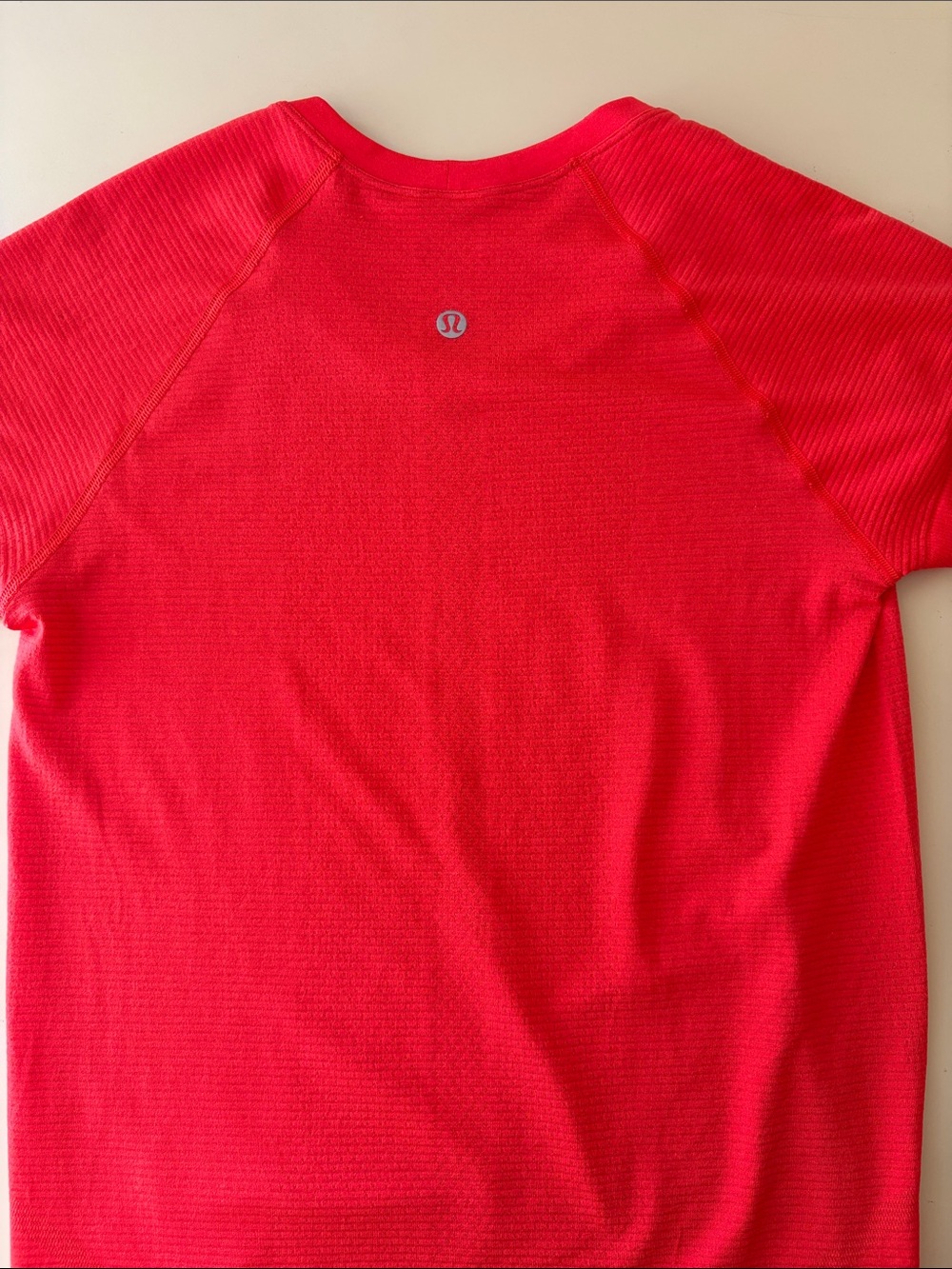 Lululemon Swiftly Tech Short Sleeve Shirt Star Burst Tone - Picture 5 of 5